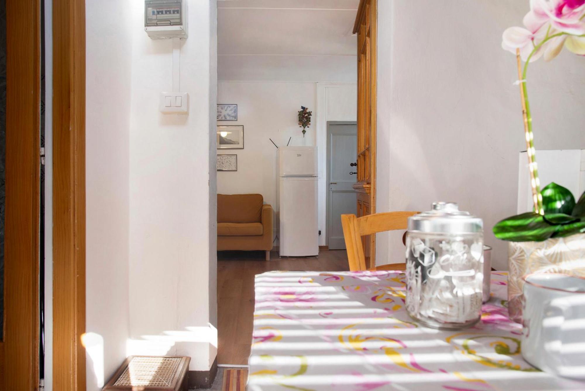 La Vecchia Torre Apartment Porto Valtravaglia Exterior photo